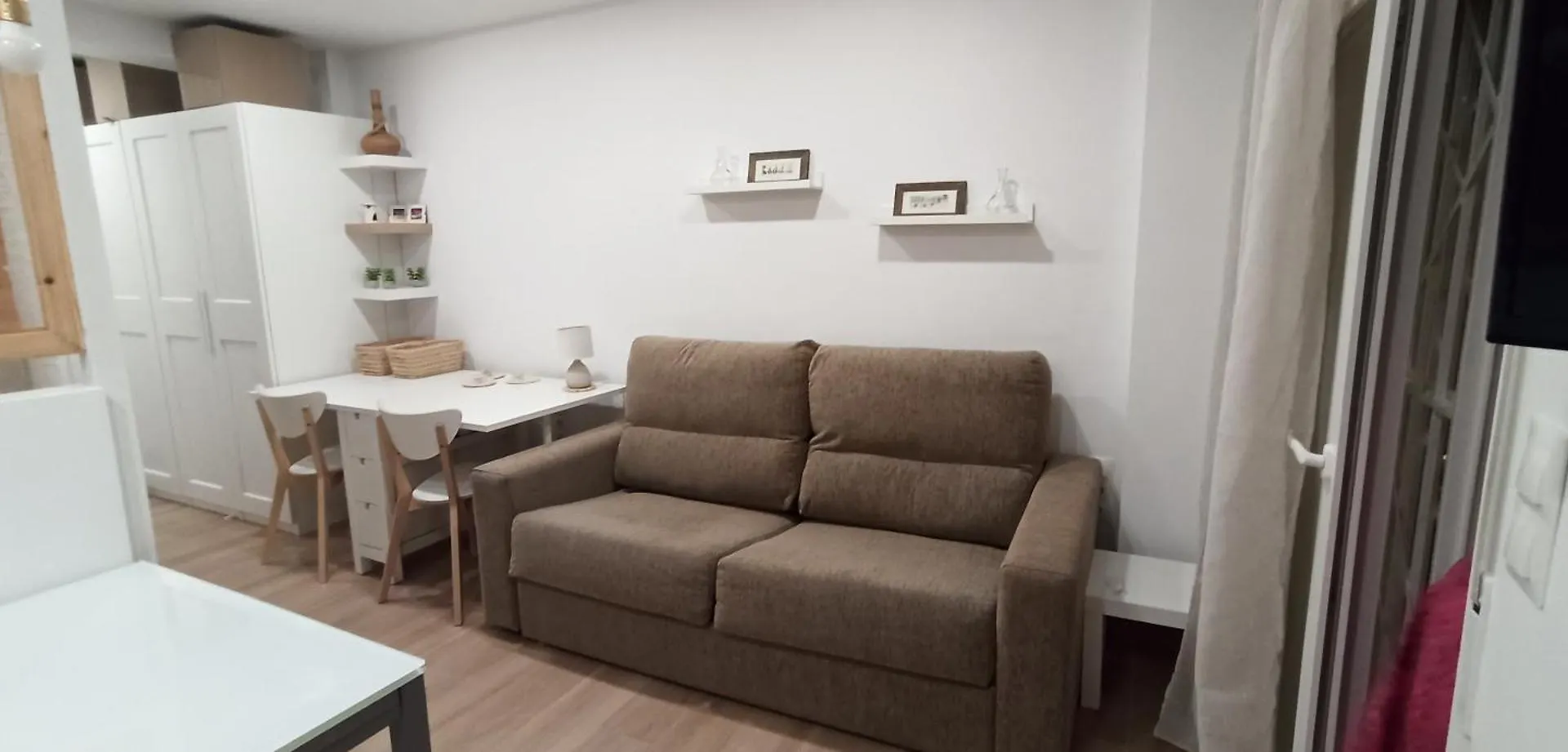 Estudio Plazamar Minimo 5 Dias Torre Del Mar 0*,  Spain